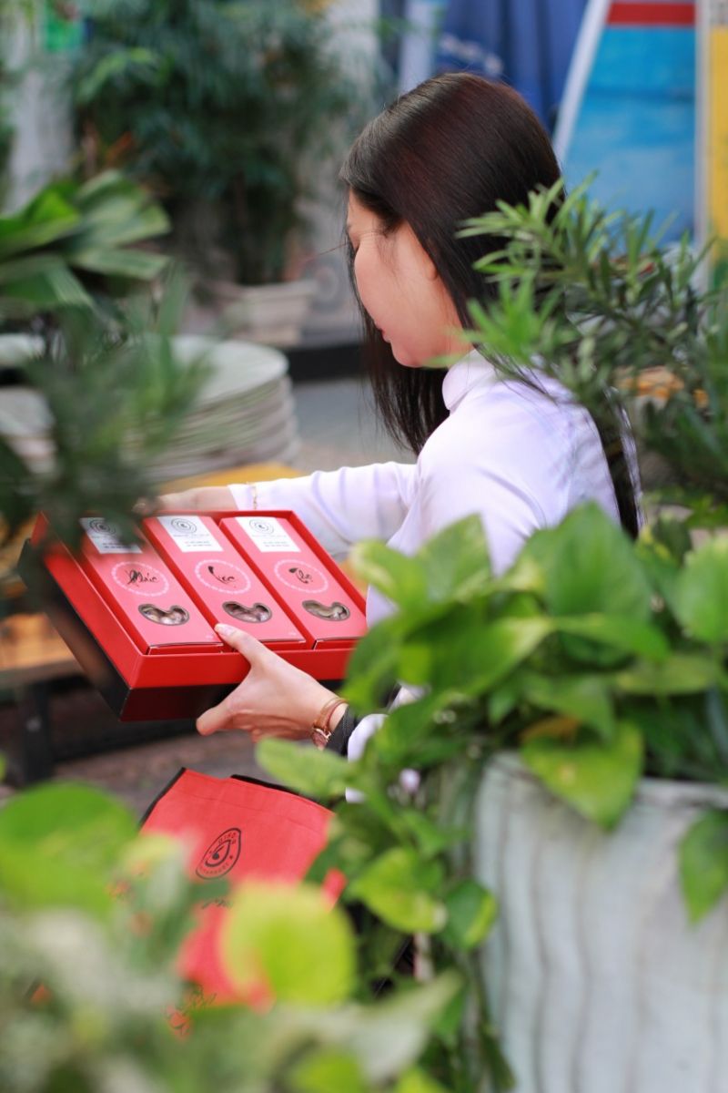 quà tặng qua-tang