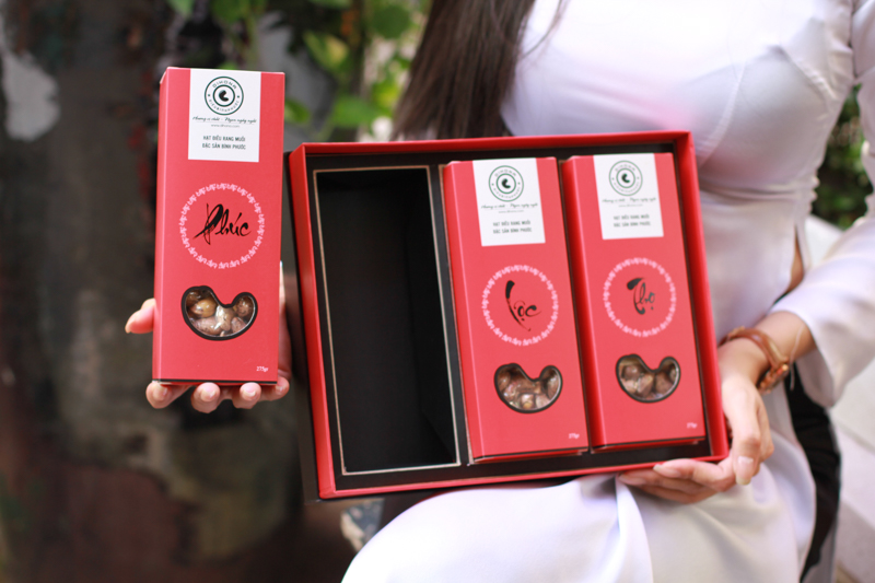 quà tặng cao cấp cho khách hàng qua-tang-cao-cap-cho-khach-hang