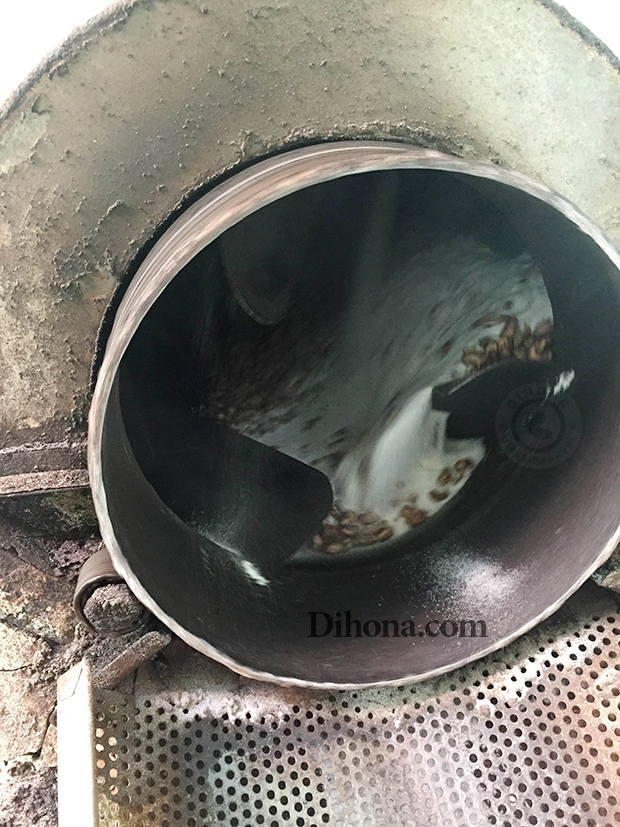 Quy trình làm hạt điều rang muối của hạt điều rang muối Dihona Quy trình làm hạt điều rang muối của hạt điều rang muối Dihona